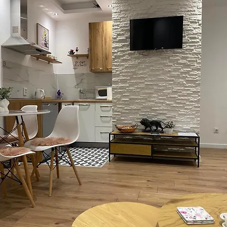 Una-plandiste דירה *